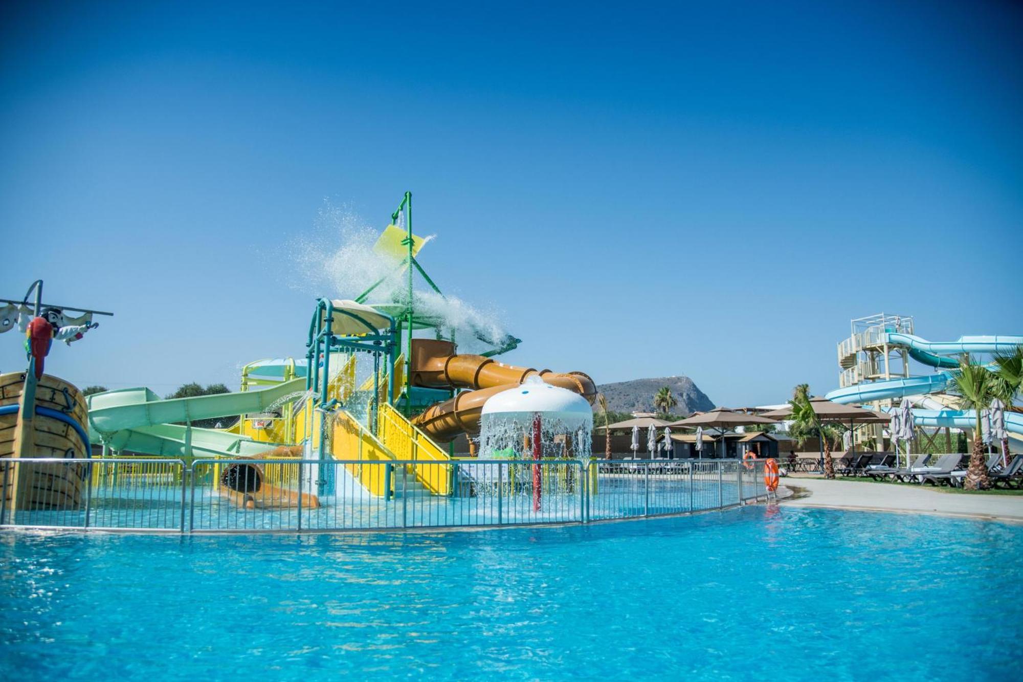 Senseana Sea Side Resort & Aquadventure Аналипси Экстерьер фото